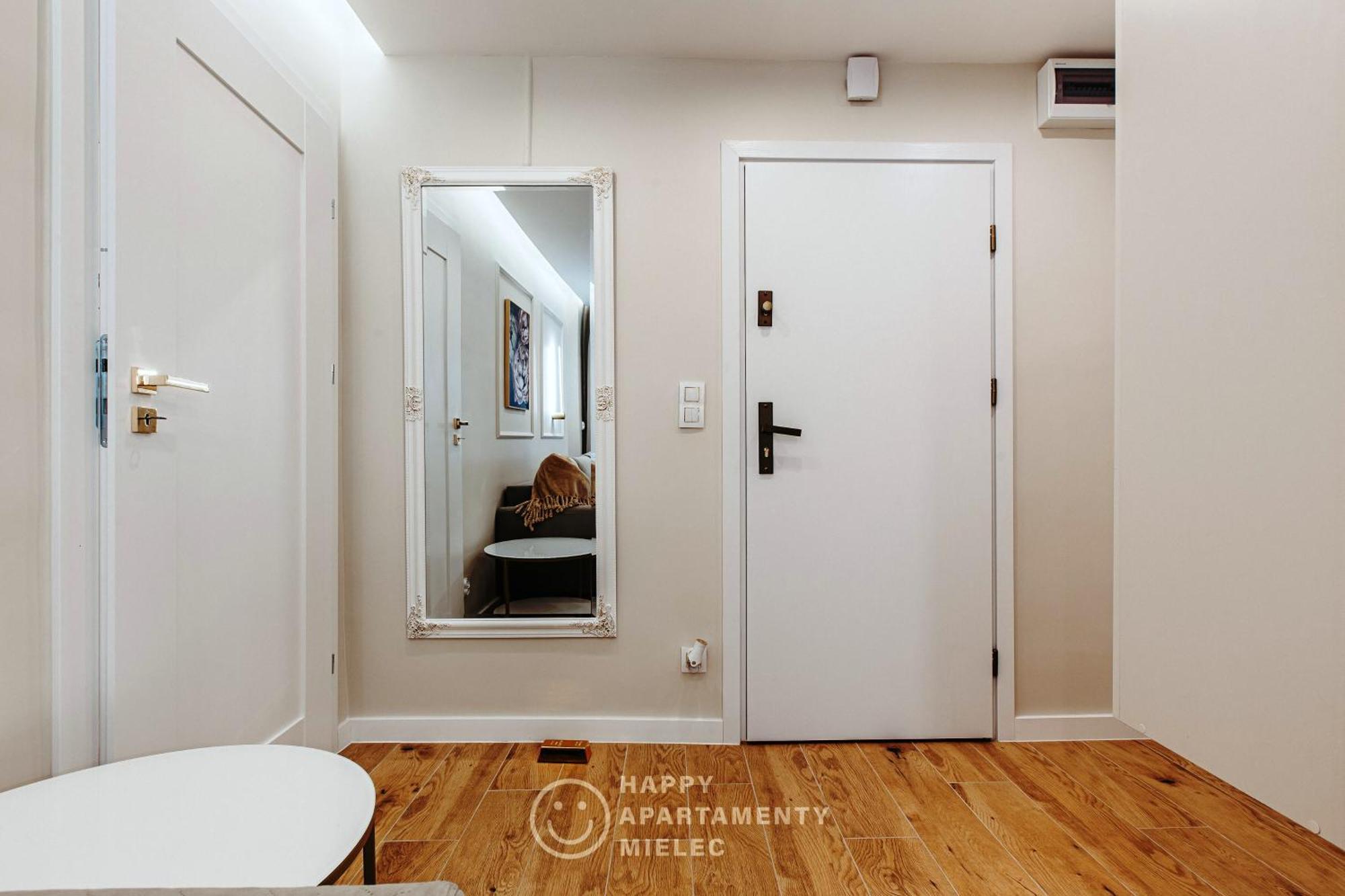 Happy Gold - Apartamentyhappy Pl Mielec Bagian luar foto