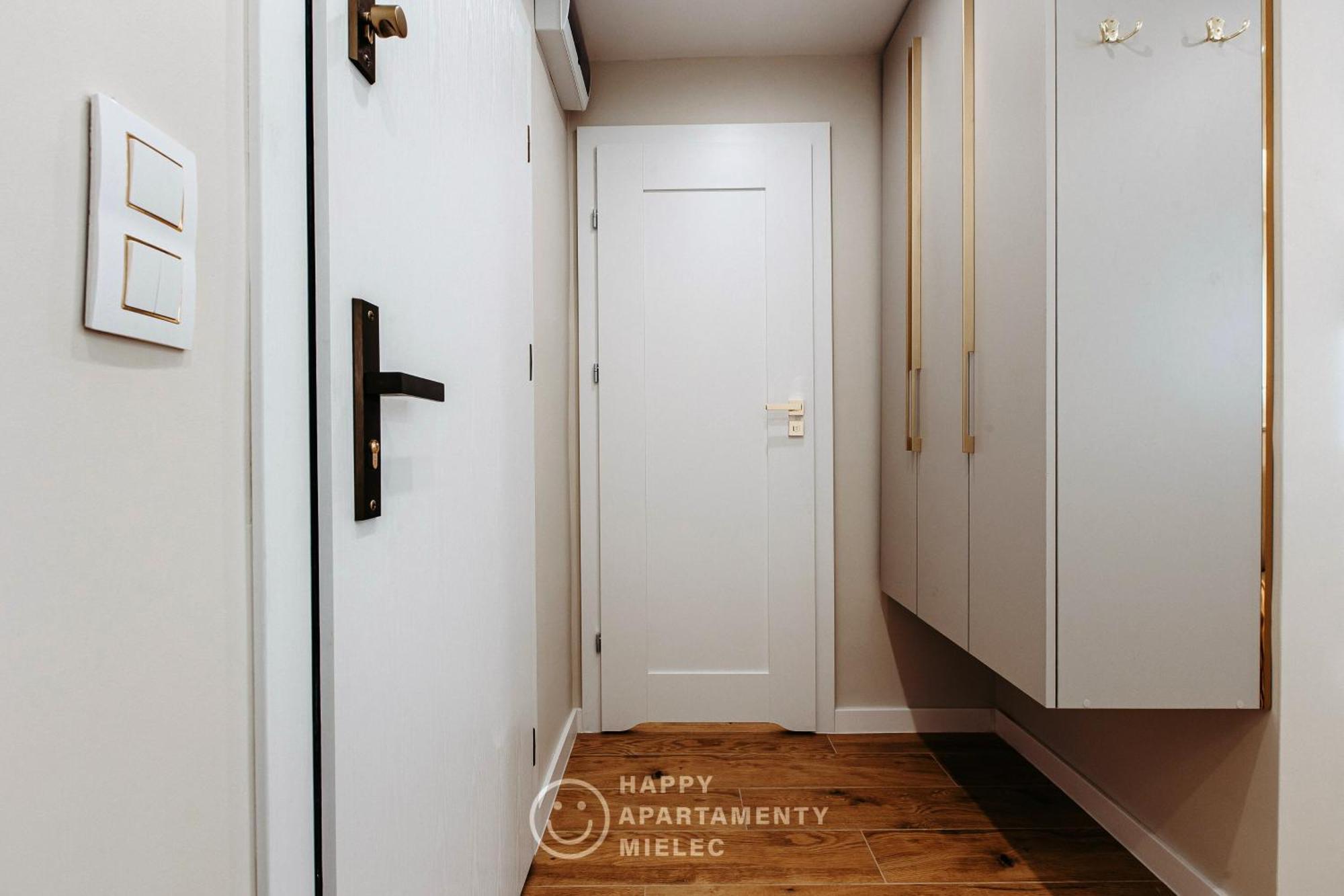 Happy Gold - Apartamentyhappy Pl Mielec Bagian luar foto